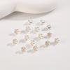 Retenção de Cor Forte Banhado a Ouro 18K Zircônia Colorida Exquisito Botão de Flor Pequena Pingente de Flor Acessórios para Joias de Pulseira Colar Feitos à Mão
