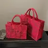 Nova Bolsa de Mão Bordada Estilo Chinês para Mulheres 2026 Novo Modelo Vermelha Bolsa Tote de Grande Capacidade Presente de Casamento Bolsa de Noiva