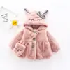 872 Inverno Novo Roupa Infantil Atacado Jaqueta com Capuz Manga Longa para Meninas Suéter de Lã Grossa Jaqueta com Orelhas de Coelho