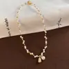Colar Pingente de Pérola de Vidro Amendoim Trançado Cruzado Inspirado em Celebridades para Mulheres, Corrente Clavicular de Moda de Nicho de Luxo Leve
