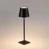 Lámpara de mesa alta transfronteriza de Amazon decoración de mesa de comedor lámpara de mesa pequeña recargable lámpara de mesa de hierro forjado lámpara de mesita de noche luz nocturna de sentido avanzado
