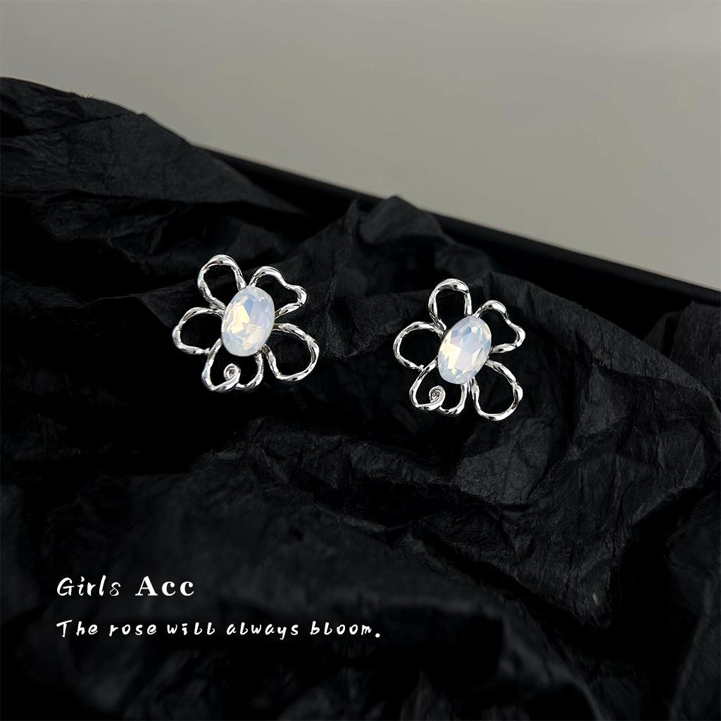 耳语_0002_耳语场景新水印 拷贝 2.jpg