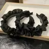 Diadema Negra para Mujer Primavera y Verano Nuevo de Alta Calidad Presión Superior Craneal Diadema para Recoger el Cabello Pinza para el Cabello Plisada Pequeña de Ala Ancha para Moldear el Rostro
