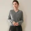 Suéter de malha 100% caxemira pura para mulheres, novo estilo outono e inverno, base grossa de sete pontos, blusa de gola V de fio duplo, versátil e moderna