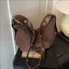 Bolso Retro Marrón Tipo Empanada para Mujer Nueva Moda Otoño e Invierno Coreano de Nicho Bolso de Hombro, Debajo del Brazo, Cruzado Bolso Croissant
