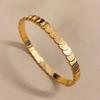 Pulsera de acero de titanio de moda popular estilo coreano temperamento femenino versátil personalidad sentido de alta gama diamante completo rojo de internet lujo ligero joyería de mano moda