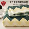 Sábana de algodón lavado, tamaño individual, adecuada para dormitorios de estudiantes, con una superficie cepillada, no hecha completamente de algodón puro, y se puede usar en las cuatro estaciones.