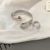 Pulsera Abierta Ovalada con Esmalte Metálico Europea y Americana Anillo Ins Personalizable Pulsera Versátil Joyería de Lujo Ligero Alta Gama