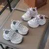 Zapatos Casuales de Princesa para Niñas 2026 Otoño Nuevos Zapatos Deportivos Transpirables Suela Suave Antideslizantes Modernos Zapatos de Papá para Niños