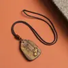 Colgante de Madera de Águila Wushi Pai Compañero Incrustado Koi Exquisitamente Tallado Año Zodiacal Juguete Cultural Colgante de Madera de Águila Pequeño Adorno Modelo de Alto Volumen