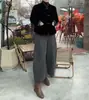 26005 Novo Daimei Yiyuan Jaqueta de Veludo Nova Moda com Design de Botões, Calça de Cintura Alta Ampla Solta, Elegante e Emagrecimento para Mulheres