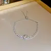 Pulsera Flor de Circonita Chapada en Oro Real Nicho Dulce Versátil Pulsera Temperamento Lujo Ligero Joyería de Gama Alta para Mujeres Al Por Mayor