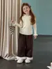 Camiseta Interior para Niñas Otoño e Invierno 2025 Nuevo Estilo Cuello de Encaje de Doble Capa Tejido Grueso Suave y Versátil para Niños