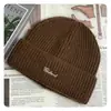 Gorro de Punto Sencillo Bordado con Letras para Otoño e Invierno, Muestra Facial de Mujer, Pequeño, a Prueba de Frío, Protección para los Oídos, Estilo Coreano, Gorro de Lana Versátil para Hombre