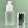 Bomba de Polvo de 20 Dientes Boquilla de Spray Externa de Doble Capa Tapa Redonda Plateado Brillante Galvanizado Cabezal de Bomba de Presión para Loción Cosmética Fabricante