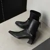 Botas cortas de piel de oveja elástica estilo coreano, adelgazantes y alargadoras, con punta cuadrada pequeña, hebilla de cinturón, tacón medio grueso, para commuting, para mujer, otoño 2026