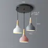 Nuevo candelabro para comedor, diseño de tres cabezas, mesa de comedor simple, estilo popular, lámpara de noche para dormitorio, lámpara creativa para barra de bar, arte de madera y hierro