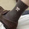 Nuevos calcetines de invierno, estilo coreano con lazo bordado, calcetines de terciopelo cálido para mujer hasta la pantorrilla, cálidos y gruesos, modernos y versátiles
