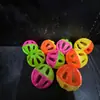 Campana de dos colores de 3,5 cm con caparazón, campana de plástico, juguete de peluche, sonajero, accesorios, accesorios para juguetes de plástico