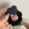 Faixa de Cabelo de Lã com Coração Branco e Vermelho, Personalizada e Versátil, Faixa de Cabelo de Intestino Pequeno de Alta Qualidade para a Parte de Trás da Cabeça, Novo Estilo para Mulheres