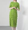 Vestido de Bolo Patchwork com Franjas Cor Sólida de Alto Padrão Novo Estilo 2026 para Mulheres, Vestido Curto Elegante com Pregas Longas de Verão que Reduz a Idade