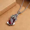 Collar Vintage de Moneda de Cobre Negro Teñido con Pixiu Grande y Granate Colgante Único Audaz Desgastado Moderno para Hombres y Mujeres