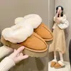 Pantuflas gruesas peludas para mujer talla grande, nuevo estilo de moda invierno 2026, forradas de felpa, zapatillas de media caña cerradas estilo Birkenstock, tallas 41 a 43