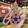 Chaveiro de futebol com um lado cravejado de diamantes, acessório para fã de moda coreana, pingente versátil de bolsa para casal, luxo leve