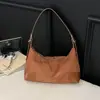Bolso de Hombro Retro de Puntada de Nicho Tipo Bolso Dumpling para Mujer 2025 Nuevo Estilo de Invierno Simple y Versátil Bolso de Hombro Cruzado de Lujo Ligero