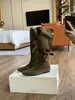 Botas de Caballero para Mujer 4cm Botas de Media Pantorrilla Aumento Oculto de Altura Nuevo Estilo Mezclilla Estilo Occidental Punta Fina Retro Estilo Coreano Fruncidas 2026 Otoño/Invierno