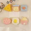 Macarrão Glow Mini Sorvete Comida Queijo Ovo Chá de Leite Copo Acessórios de Resina Gel de Creme Acessórios de Cabelo Capa de Celular