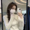 Suéter base de encaje chic suave LEKA de cuello alto medio, nuevo top de punto interior para mujer otoño 2026