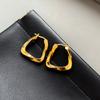 Aretes de Metal Elegantes Europeos y Americanos Ins Aretes Geométricos Irregulares de Lujo Ligero Hebilla para la Oreja Creativos Inteligentes Moda Retro