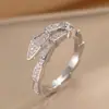 Anillo Exquisito Super Brillante de Circonita para Niñas, Lujo Accesible y Anillo de Apertura Ajustable de Gama Alta, Baño de Oro Real Simple