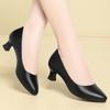 Una generación de zapatos de trabajo de azafata zapatos de cuero negro para mujer con tacones pequeños ropa formal profesional de negocios con entrevista zapatos de mujer