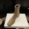 Efeito Emagrecedor! Botas de Cano Curto Elásticas Quadradas de Salto Médio Robusto Simples e Elegantes para Mulheres 2026 Botas Slim Botas Curtas de Outono Botas Individuais Botas de Cano Curto