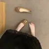 Sapatos de Salto Baixo Quadrados e Rasos para Mulheres para Combinar com Saias, Sapatos Mary Jane, Novo Estilo 2026, Estilo Gentil Slip-On Sapatos de Vovó
