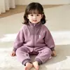 Mameluco para bebé, nueva colección de primavera, ropa infantil elegante y a la moda para otoño e invierno, atuendo casual para gatear al aire libre para niños pequeños