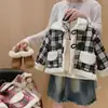 Jaqueta infantil de algodão com forro de fleece para outono e inverno, jaqueta xadrez quente e grossa para meninas, cardigã com zíper e color block com gola alta para meninos