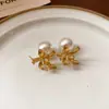 Brincos Redondos de Pérola com Agulha de Prata Banhada a Ouro Real 18K Simples Modernos Brincos de Luxo Acessível Elegantes para Mulheres