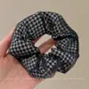 Scrunchies da moda e casuais para outono/inverno, elásticos de cabelo estilo coreano para coques, nova coleção 2026, elásticos de cabelo oversized com um visual sofisticado para mulheres