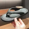 Chanclas gruesas de EVA transfronterizas para hombre, sandalias de verano para uso en exteriores, chanclas con sensación cómoda, chanclas de pareja para mujer