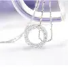 Colgante de Plata de Ley 925 Colgante Individual Simple Elegante Corte Redondo Hueco Estilo K Cadena Corta para Clavícula de Mujer Colgante de Diamante Microincrustado