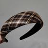 Diadema coreana con esponja en la parte superior del cráneo para el lavado facial, accesorios para el cabello prensados con borde ancho a cuadros, diadema elegante retro para otoño e invierno.