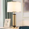 Lámpara de Escritorio Dormitorio Mesita de Noche Creativo Sala de Estar Cálida Simple Sala de Estar Estilo Nórdico ins Dormitorio Principal Lámpara de Mesita de Noche de Lujo Ligero Americano