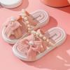 Chinelos para meninas ao ar livre sapatos infantis 2024 verão novas sandálias infantis moda borboleta nó praia confortável sandálias de fundo macio