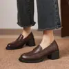 Mocasines JK de cuero de alta calidad estilo británico para mujer, con tacón medio grueso, punta redonda y apertura profunda, perfectos para otoño de 2026