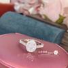 Anillo Camelia clásico oro rico diamante artificial huevo de paloma femenino chapado en oro fuerte retención de color 1 quilate simple para todo