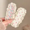 Lindas y elegantes pegatinas florales para el cabello, de alta gama y con estilo, perfectas para crear un look de moño alto voluminoso, populares entre los influencers, 2026 nuevas pegatinas mágicas bordadas