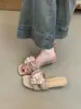 Sandalias de Tira Floral Dulces y Suaves First Encounter Season para Mujer, Nuevo Estilo Verano 2026, Adecuadas para Faldas, Estilo Vacacional, Punta Abierta